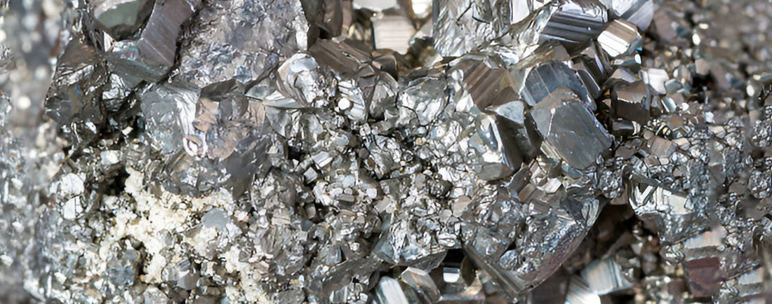 What Makes Titanium An Excellent Option for Jewellery?