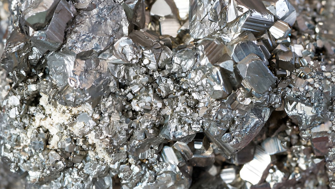 What Makes Titanium An Excellent Option for Jewellery?