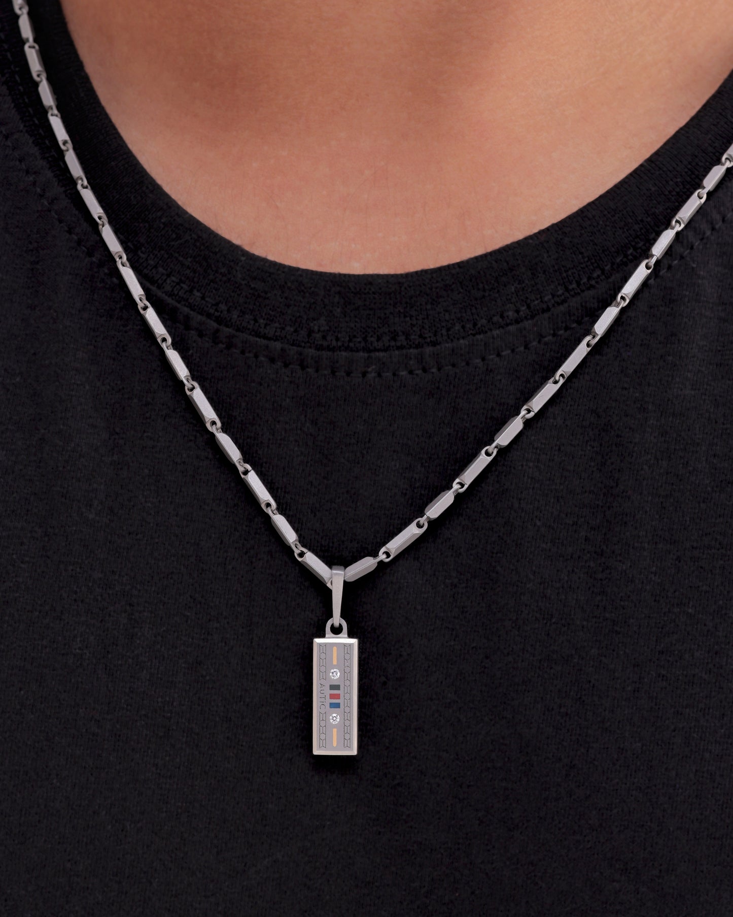 Legacy Bar Pendant