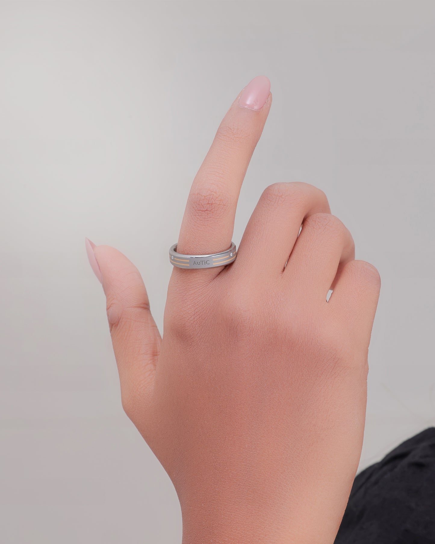 Women's Titanium Band
