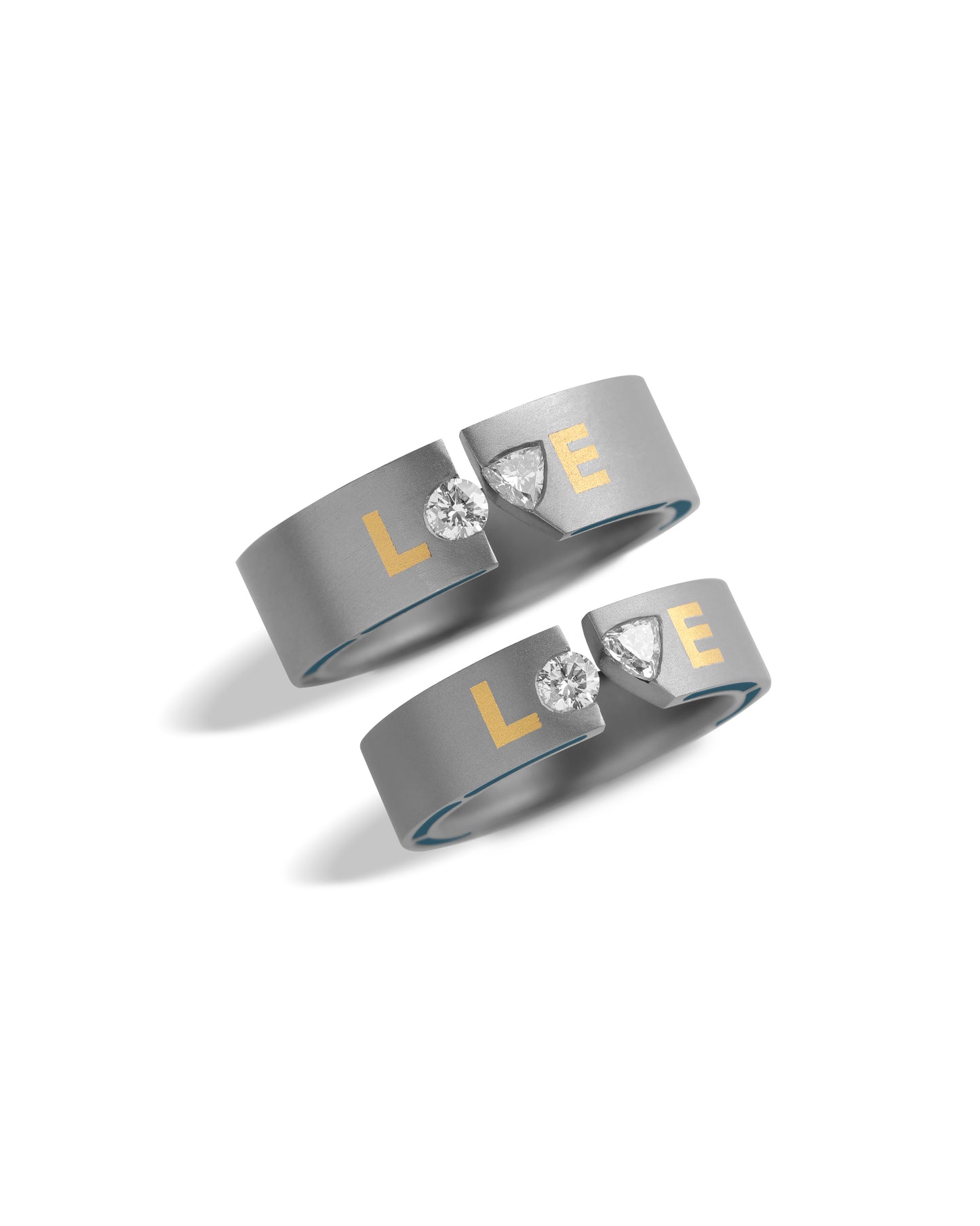 LOVE – Titanium Couple Bands