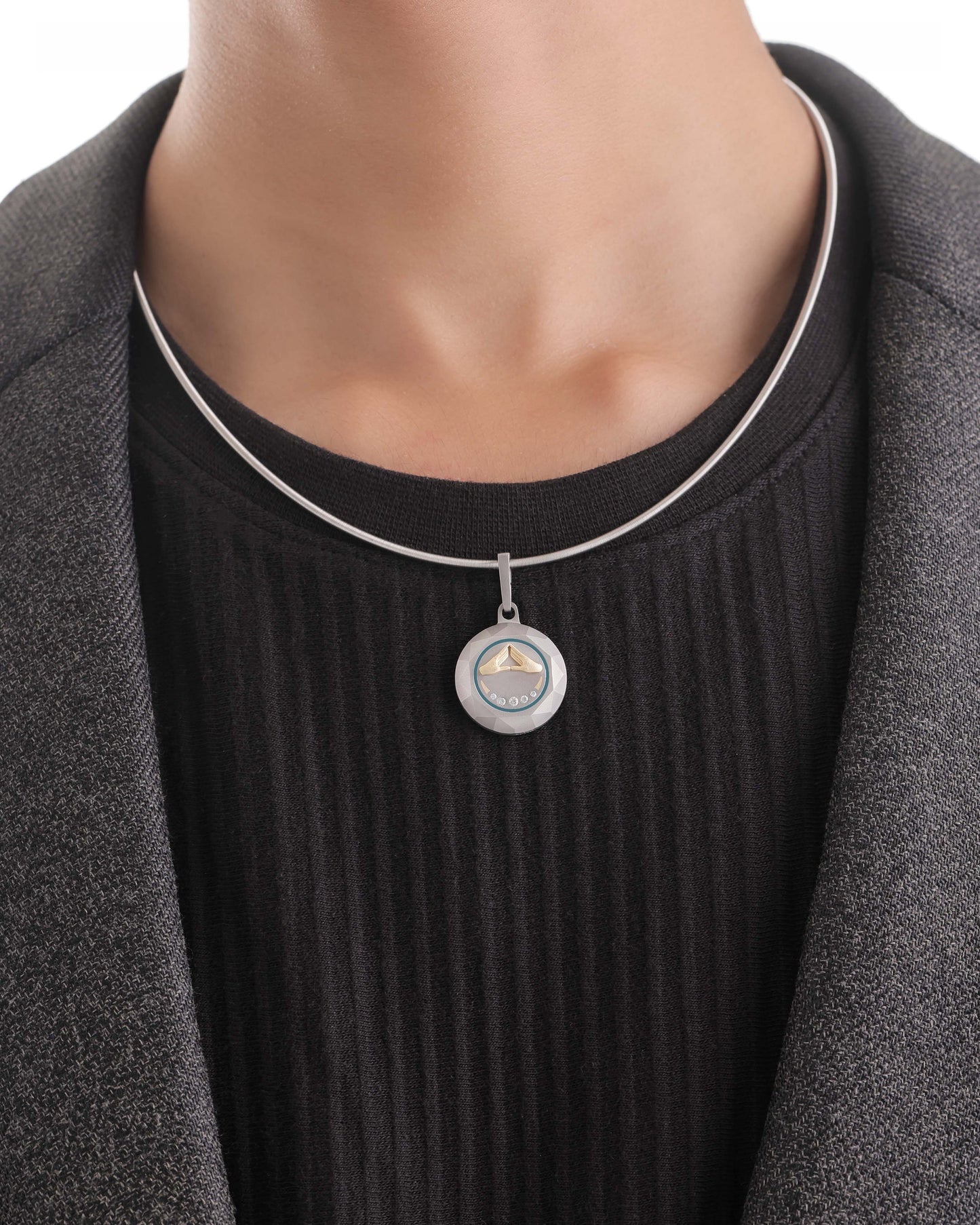 Hakini – Mudra Titanium Pendant